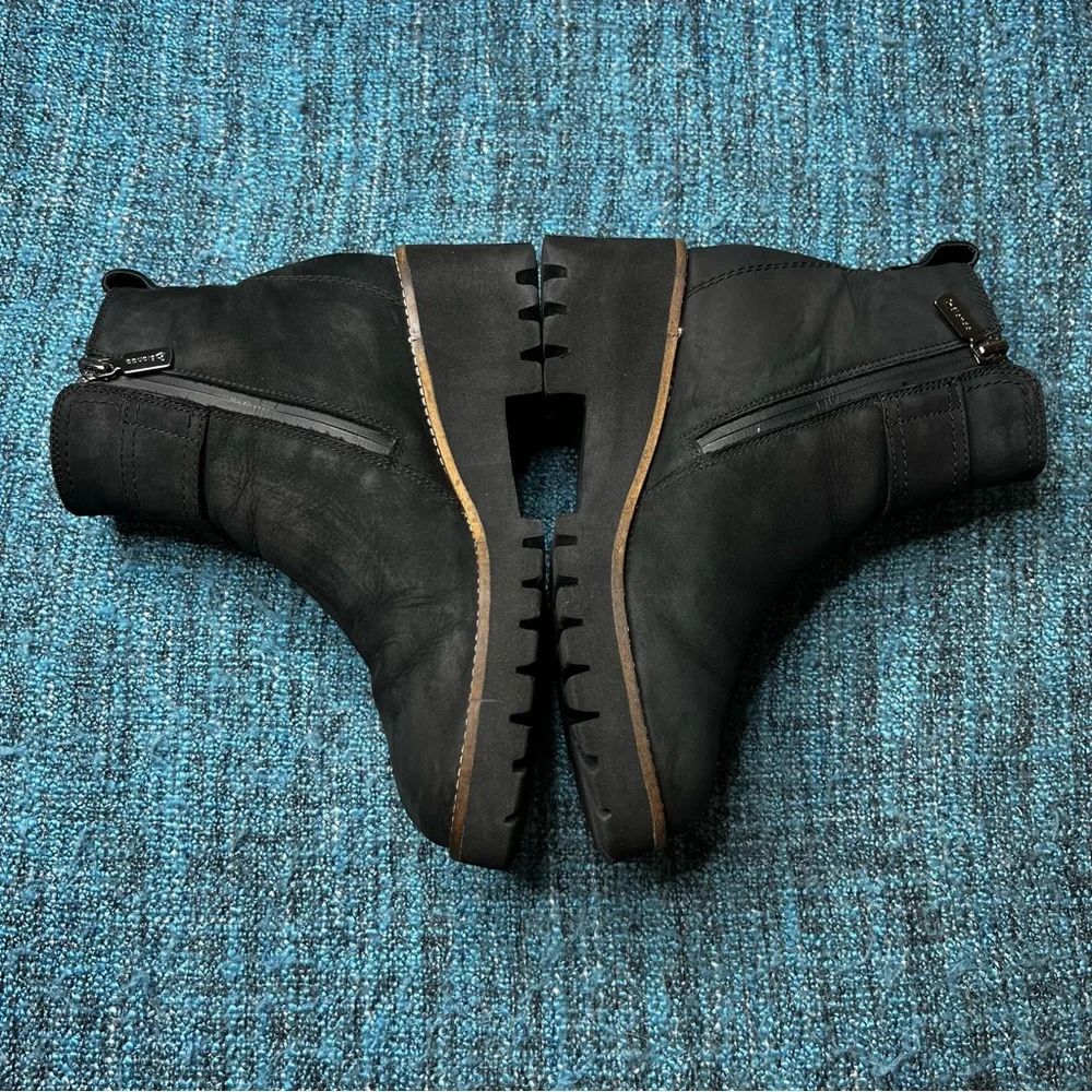 Blondo Dagger Waterproof Ankle Boots in Black Nubuck Leather Women's Size 6